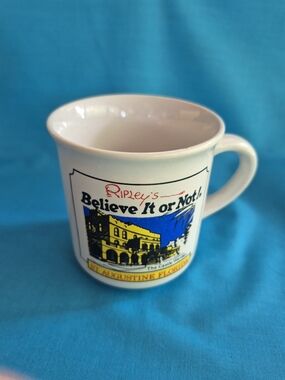 Ripleys Believe It or Not Mug Coffee Tea Stoneware St Augustine Florida